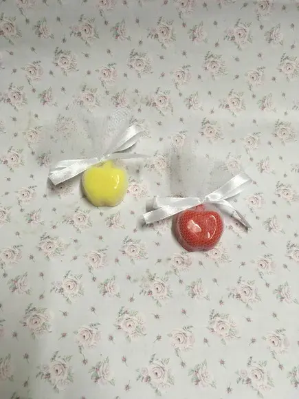 Sabonetes Mini Maçãs no Tule
