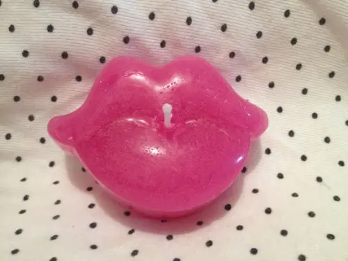 Vela Artesanal Perfumada Boca Beijo /