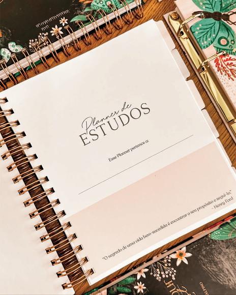 Arquivo Digital Cadernos para Estudo