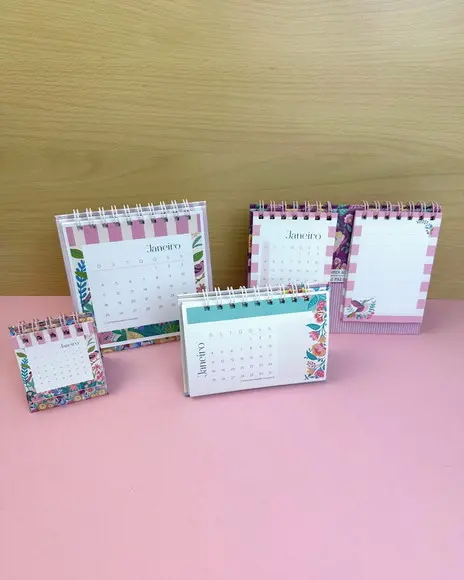 Arquivo Digital Calendários de Mesa Pássaros 2026