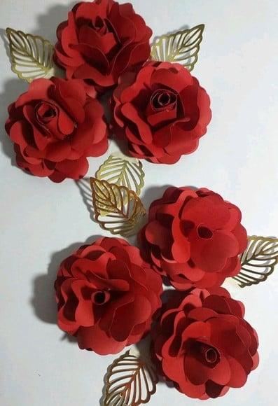 Flor Coração e Folhas