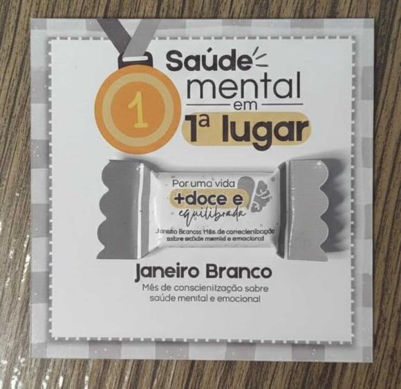 Balinha com Card Janeiro Branco Quadrado