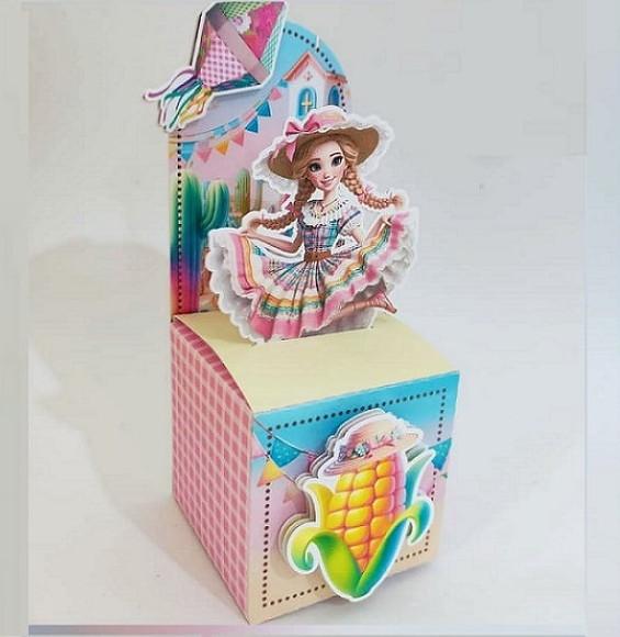 Caixa Cenário Barbie Junina