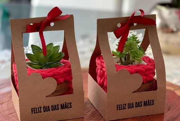 Cesta com Coração p/ Flor ou Bolo