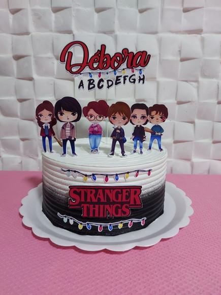 Topo de Bolo Stranger Things Novo