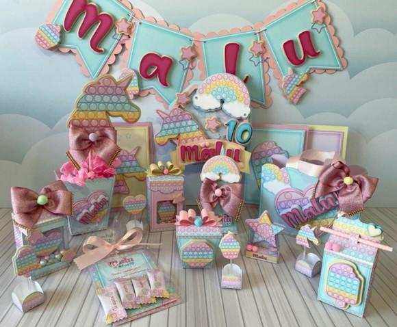 Kit Festa Pop It Meninas