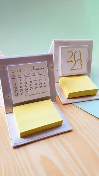 Calendário Post It 01104
