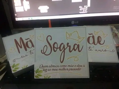 Cx Elegante Mãe e Sogra