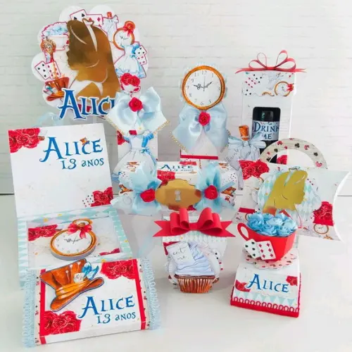 Kit Festa Alice Luxo