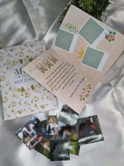 Álbum de Figurinhas Mãe