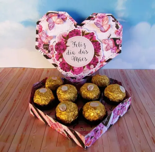 Cx 8 Doces Dia das Mães