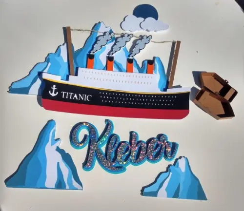 Topo Titanic com Bote 3d