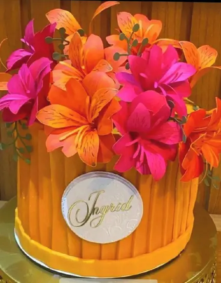 Astromélias Realistas