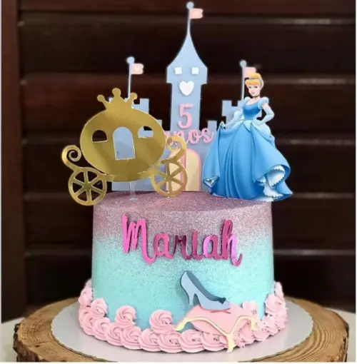 Topo Cinderela com Castelo e Almofada