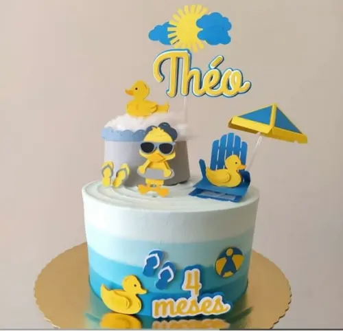 Topo Patinho Amarelo na Praia