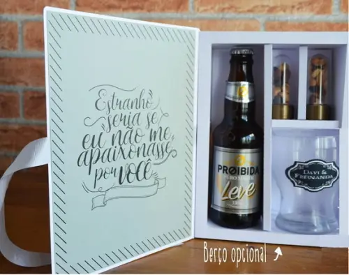 Caixa Cerveja Tulipa e Petisco Namorados