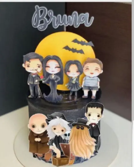 Topo de Bolo Familia Addams