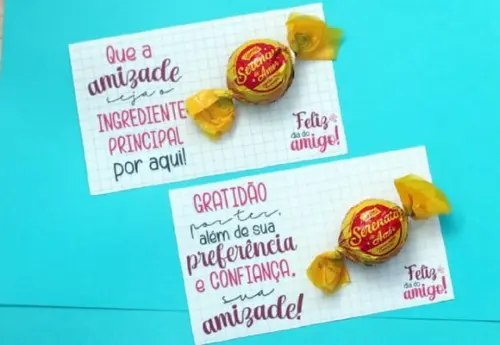 Cartão com Bombom Dia do Amigo