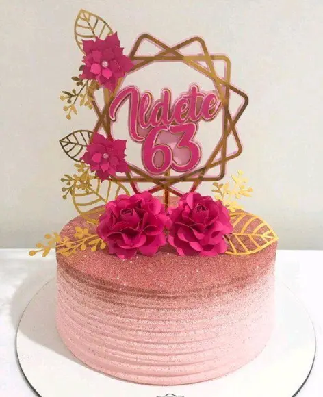 Topo de Bolo Diagrama Rosa