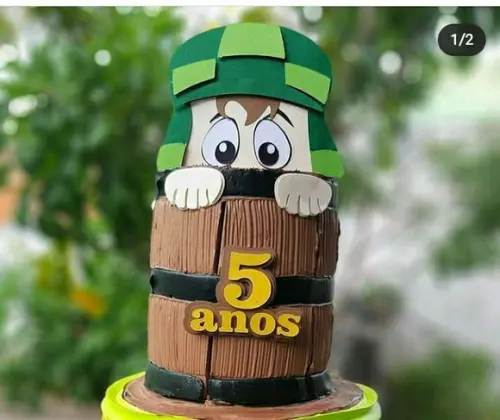 Topo de Bolo Chaves no Barril