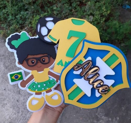 menina em camadas copa 2026