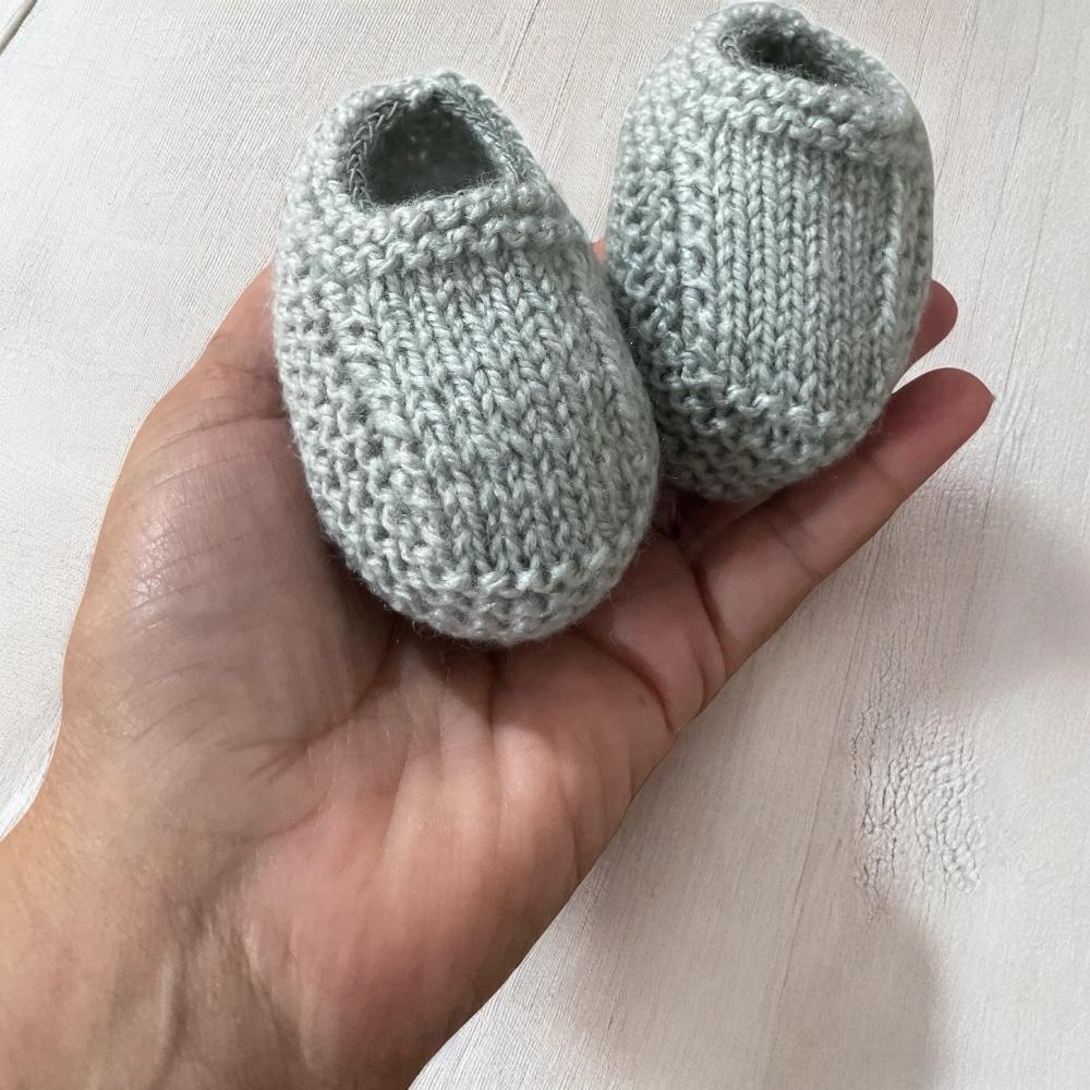 Sapatinho para Bebê na cor Cinza Claro