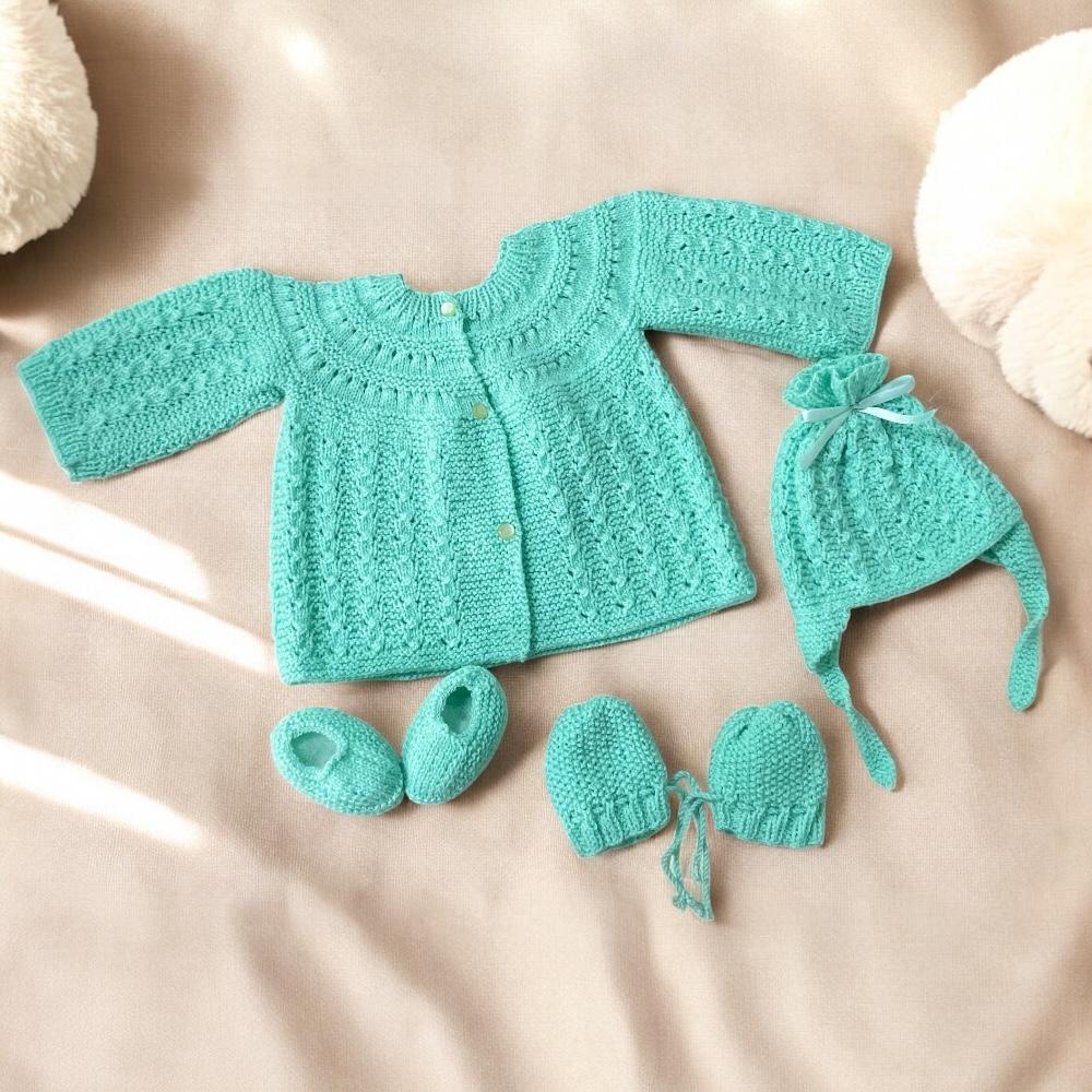 Conjunto com Casaquinho - 04 peças