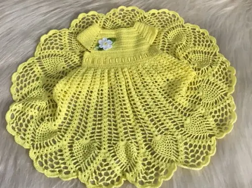 Vestido de Crochê para Bebe Amarelo