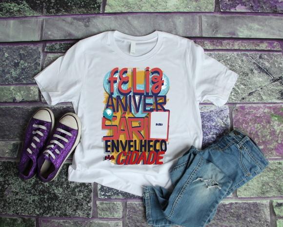 Camiseta Feliz Aniversário com foto