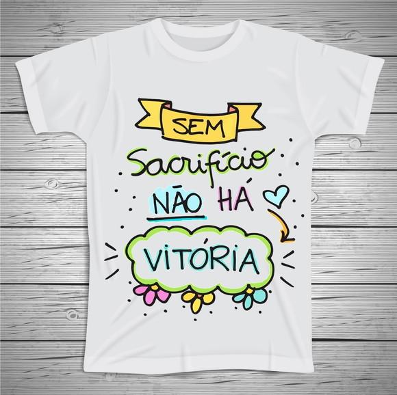 Camiseta com Frase