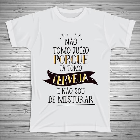 Camiseta Não Tomo Água