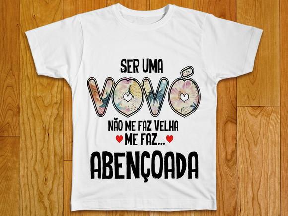 Camiseta Ser Uma Vovó Não Me Faz Velha