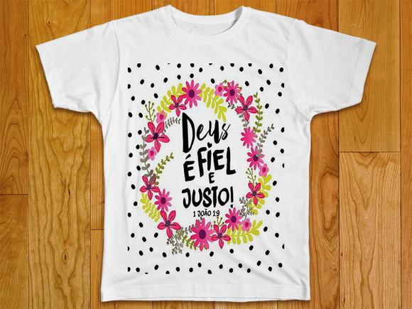 Camiseta Deus é Fiel e Justo