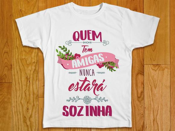 Camiseta Quem Tem Amigas
