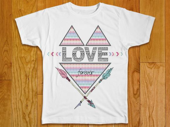 Camiseta Love Forever