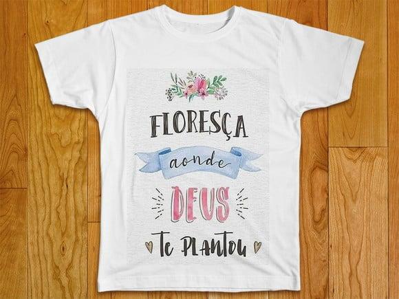 Camiseta Feminina Floresça