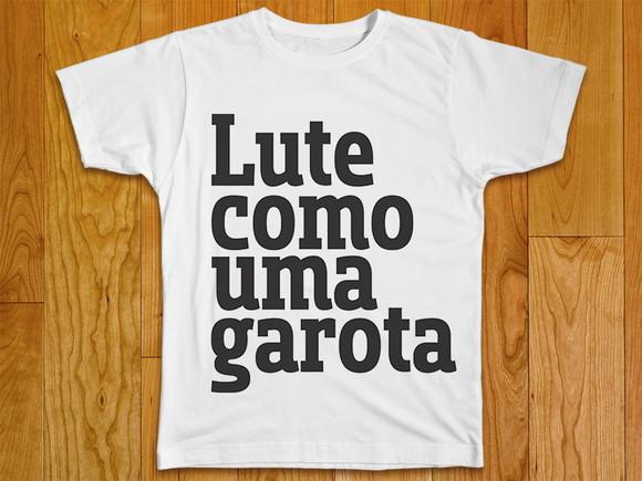 Camiseta Feminina Lute Com Uma Garota