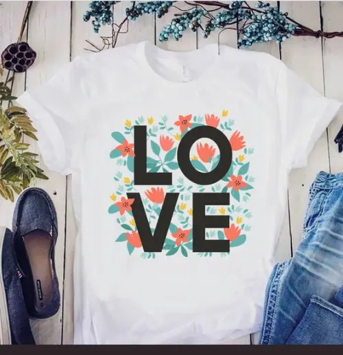 Camiseta Love