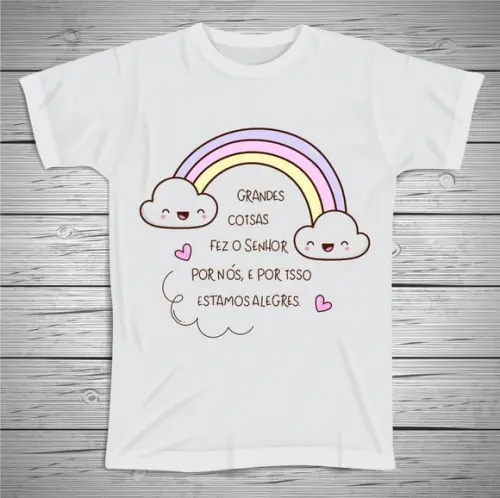 Camiseta Grandes Coisas Fez o Senhor