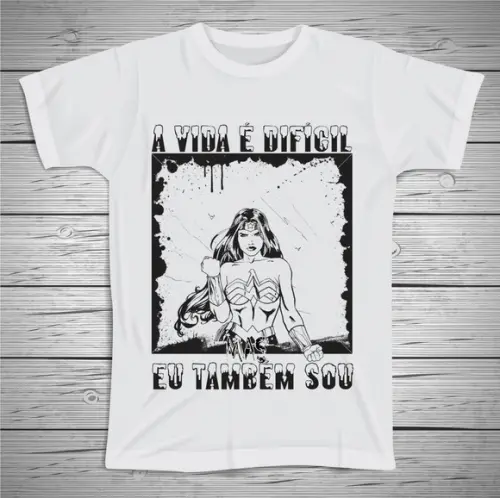 Camiseta Feminina A vida é Difícil