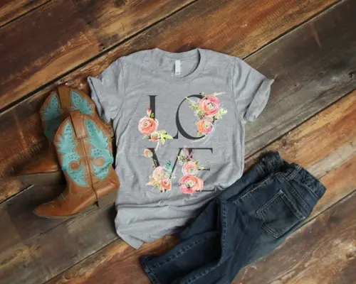 Camiseta Love
