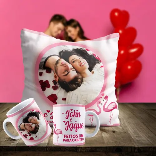 Kit Dia dos Namorados Almofada e Caneca Personalizada
