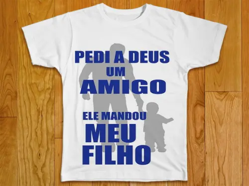 Camiseta Pedi a Deus Um Amigo