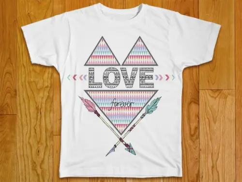 Camiseta Love Forever