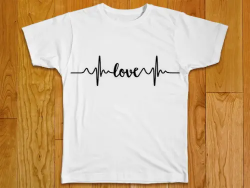 Camiseta Love