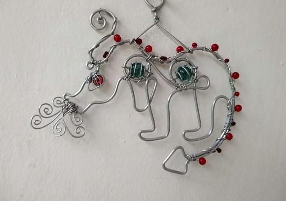 Suncatcher Dragão cuspindo fogo em alumínio