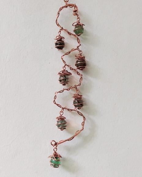 Suncatcher Galho Com Avelãs Em Cobre