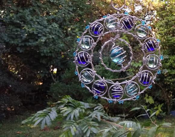 Suncatcher Mandala Circle em tons de azul