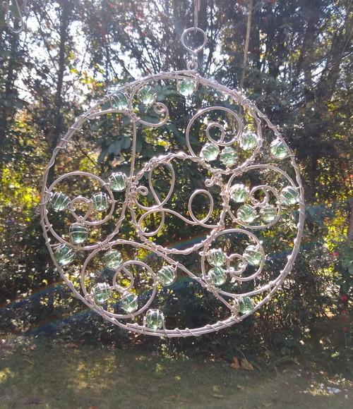 Suncatcher Mandala Fé em tons de verde