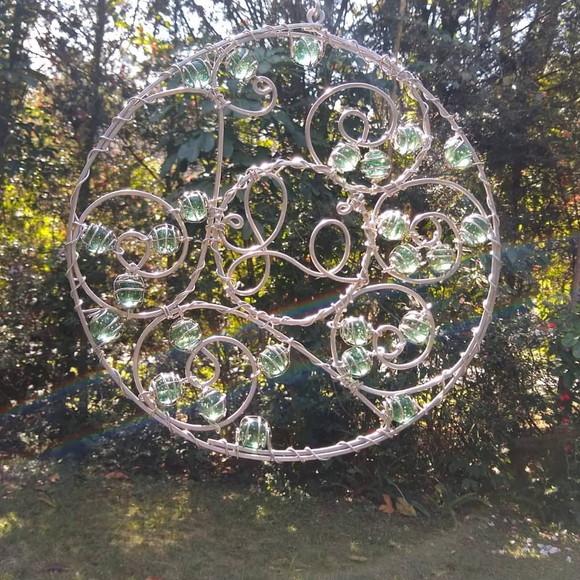 Suncatcher Mandala Fé em tons de verde